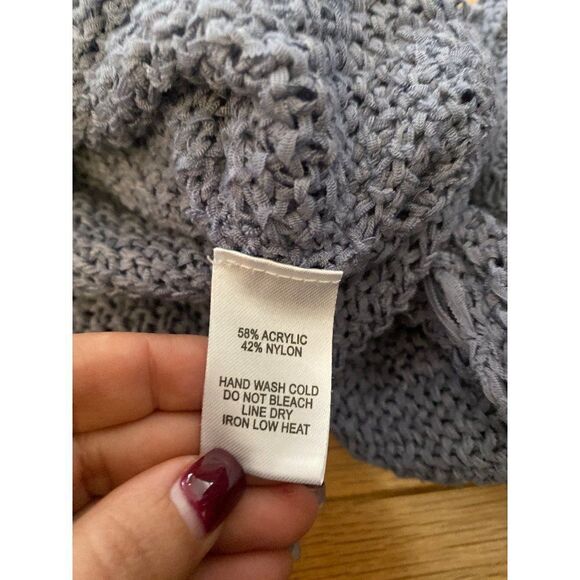 Lulu's women's dusty blue crochet knit oversized relaxed casual sweater sz small - Picture 10 of 10